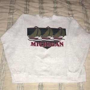 Vintage Michigan Sweatshirt for Sale ❤️💗